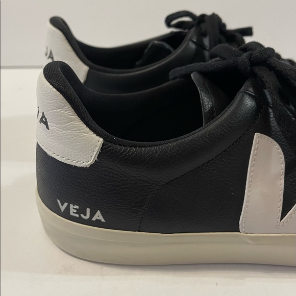 VEJA V-10 Training Mens Black / White Size 11 - Picture 7 of 13